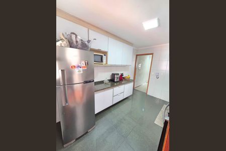 Casa à venda com 140m², 3 quartos e 4 vagas