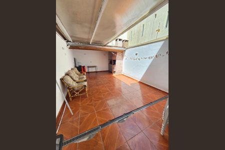 Casa à venda com 140m², 3 quartos e 4 vagas