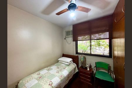 Apartamento à venda com 125m², 3 quartos e 2 vagasQuarto 2