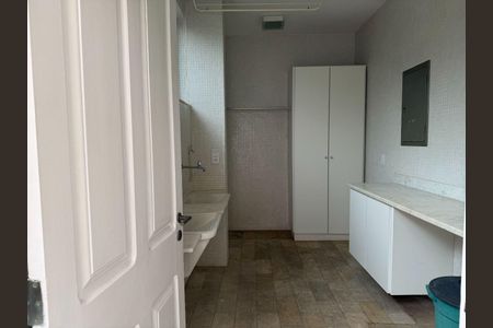 Casa à venda com 6 quartos, 700m² em Piratininga, Niterói