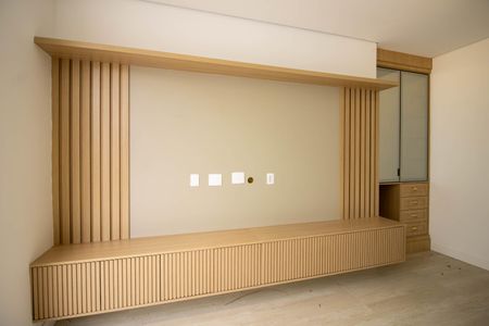 Casa à venda com 350m², 3 quartos e 4 vagasSala