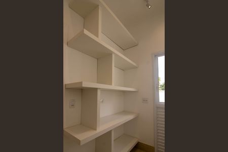 Casa à venda com 350m², 3 quartos e 4 vagasDespensa