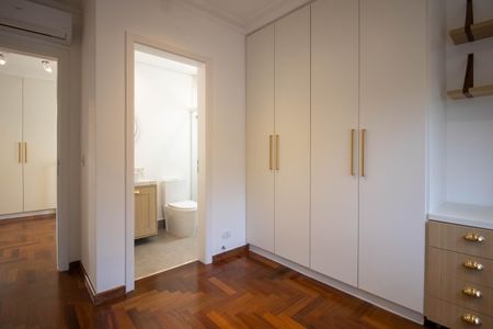 Casa à venda com 350m², 3 quartos e 4 vagasSuíte 3