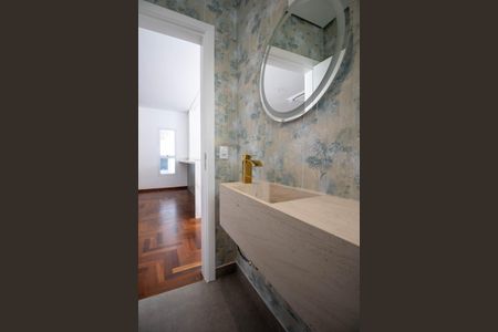 Casa à venda com 350m², 3 quartos e 4 vagasLavabo