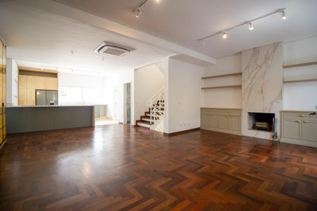 Casa à venda com 350m², 3 quartos e 4 vagasSala 2