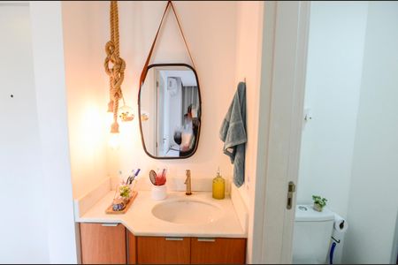 Apartamento para alugar com 34m², 1 quarto e sem vaga Apartamento para alugar com 34m², 1 quarto e sem vagaBanheiro