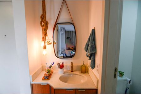 Apartamento para alugar com 34m², 1 quarto e sem vaga Apartamento para alugar com 34m², 1 quarto e sem vagaBanheiro