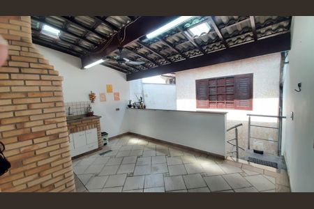 Casa à venda com 3 quartos, 232m² em Chácara Belenzinho, São Paulo