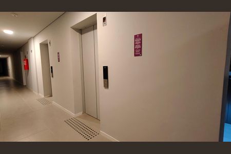 Apartamento para alugar com 33m², 2 quartos e sem vaga