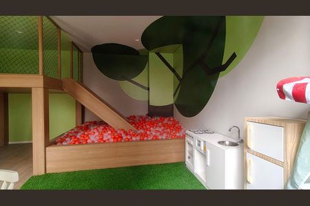 Apartamento para alugar com 33m², 2 quartos e sem vaga