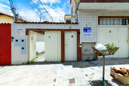 Casa para alugar com 50m², 1 quarto e 3 vagasFachada