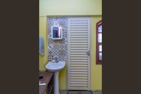 Casa para alugar com 50m², 1 quarto e 3 vagasBanheiro