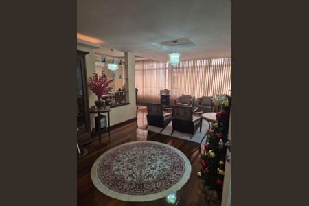 Apartamento à venda com 4 quartos, 198m² em Icaraí, Niterói