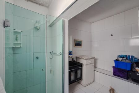 Casa para alugar com 150m², 3 quartos e 4 vagas Casa para alugar com 150m², 3 quartos e 4 vagasBanheiro da Suíte 1