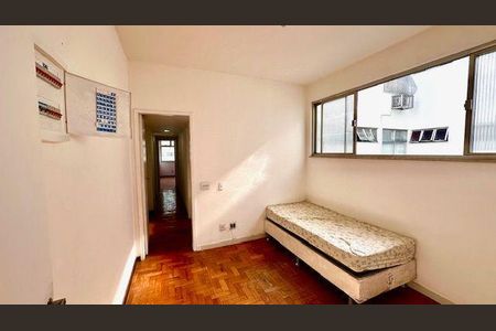 Apartamento à venda com 3 quartos, 190m² em Icaraí, Niterói