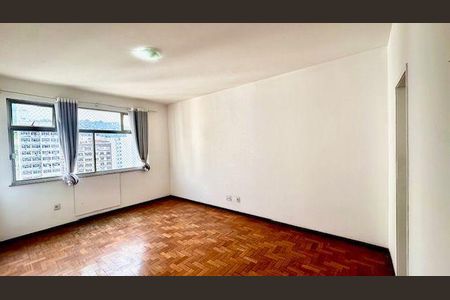 Apartamento à venda com 3 quartos, 190m² em Icaraí, Niterói