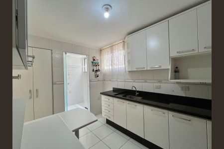 Apartamento à venda com 80m², 2 quartos e 1 vagaCozinha