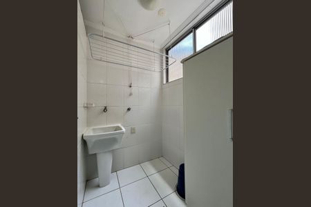 Apartamento à venda com 80m², 2 quartos e 1 vagaÁrea de Serviço