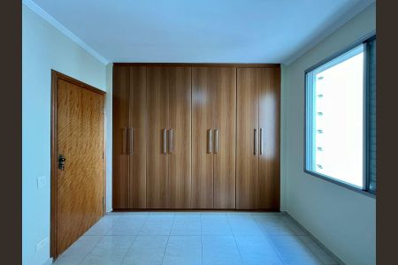 Suíte de apartamento à venda com 3 quartos, 80m² em Centro, Campinas