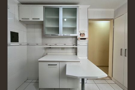 Apartamento à venda com 80m², 2 quartos e 1 vagaCozinha