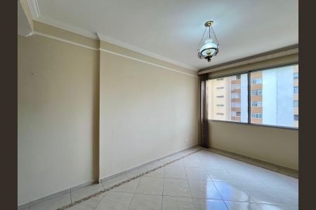 Apartamento à venda com 80m², 2 quartos e 1 vagaSala