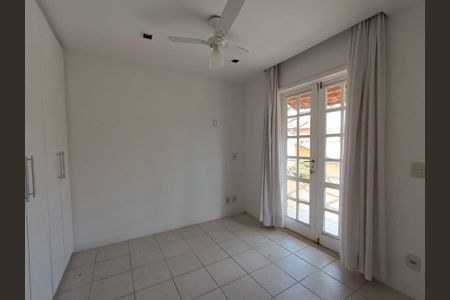 Casa à venda com 2 quartos, 160m² em Itaipu, Niterói