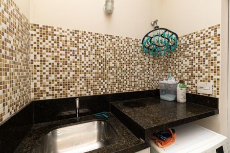 Casa de condomínio à venda com 127m², 3 quartos e 2 vagasLavanderia 