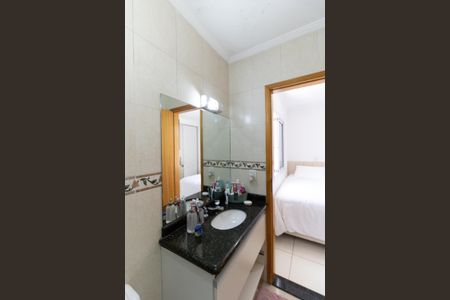 Casa de condomínio à venda com 127m², 3 quartos e 2 vagasBanheiro da Suíte 