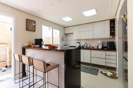 Casa de condomínio à venda com 127m², 3 quartos e 2 vagasCozinha 