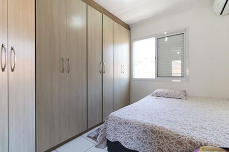 Casa de condomínio à venda com 127m², 3 quartos e 2 vagasQuarto 2