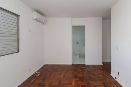 Apartamento para alugar com 117m², 3 quartos e 1 vagaSuíte