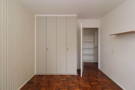 Apartamento para alugar com 117m², 3 quartos e 1 vagaQuarto 1