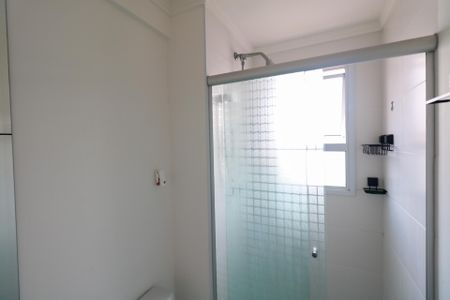 Apartamento para alugar com 68m², 2 quartos e 2 vagas Apartamento para alugar com 68m², 2 quartos e 2 vagasBanheiro da Suíte
