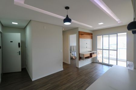 Sala de apartamento para alugar com 2 quartos, 68m² em Osvaldo Cruz, São Caetano do Sul