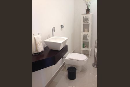 Foto 11 de casa à venda com 3 quartos, 256m² em Jardim Las Vegas, Santo André