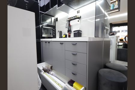 Apartamento à venda com 39m², 1 quarto e 2 vagasDetalhe da cozinha