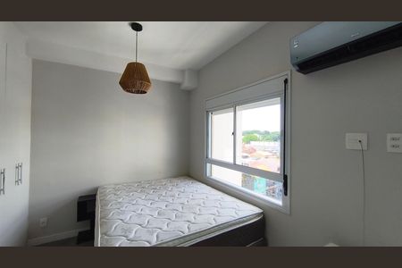 Sala / Quarto de kitnet/studio para alugar com 1 quarto, 34m² em Ipiranga, São Paulo