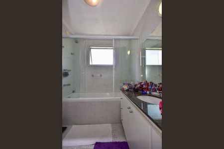 Apartamento para alugar com 142m², 3 quartos e 2 vagasBanheiro