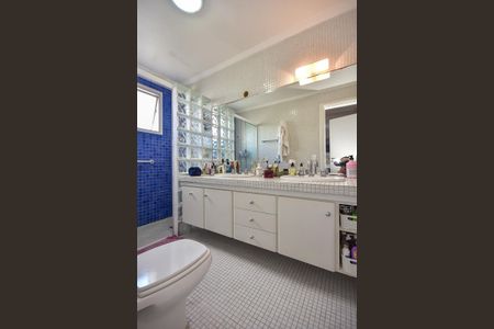 Apartamento para alugar com 142m², 3 quartos e 2 vagasBanheiro Suíte