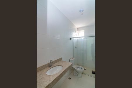 Apartamento para alugar com 72m², 2 quartos e 2 vagasBanheiro