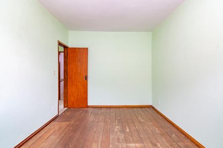 Quarto 1 de apartamento para alugar com 2 quartos, 72m² em Alto Caiçaras, Belo Horizonte