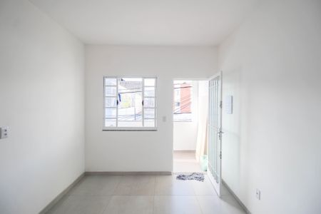 Sala de apartamento para alugar com 2 quartos, 80m² em Chatuba, Mesquita