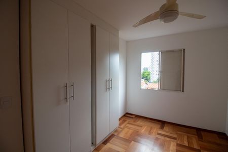 Quarto 1 de apartamento para alugar com 1 quarto, 49m² em Jardim Bonfiglioli, São Paulo