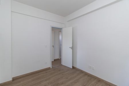 Apartamento à venda com 77m², 3 quartos e 2 vagasQuarto 3