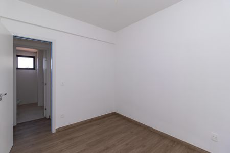 Apartamento à venda com 77m², 3 quartos e 2 vagasQuarto 2