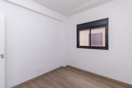 Apartamento à venda com 77m², 3 quartos e 2 vagasQuarto 3