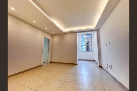 Apartamento para alugar com 2 quartos, 71m² em Catete, Rio de Janeiro