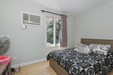 Apartamento para alugar com 90m², 2 quartos e sem vagaQuarto