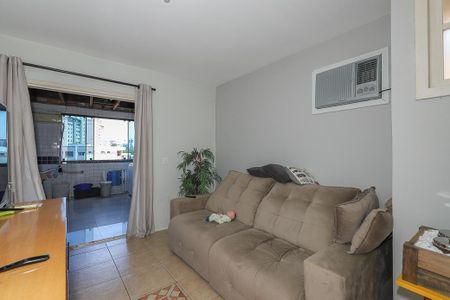 Apartamento para alugar com 90m², 2 quartos e sem vagaSala