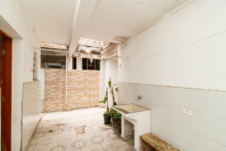 Casa para alugar com 95m², 2 quartos e 1 vaga Casa para alugar com 95m², 2 quartos e 1 vagaÁrea de Serviço e Quintal